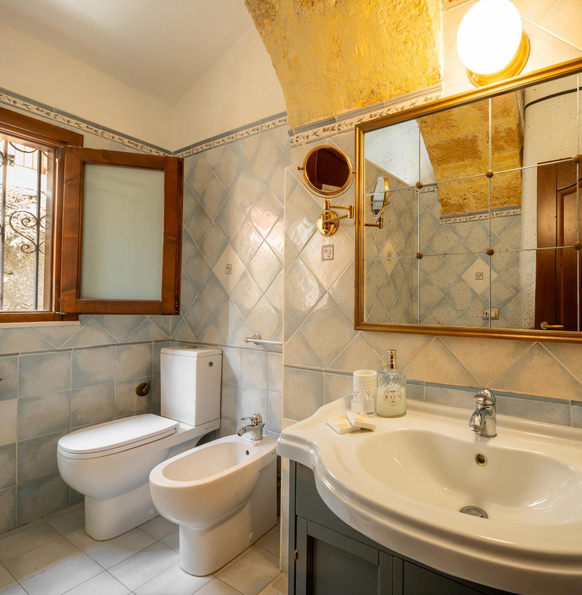 Il Nido Di Aretusa Apt By Addler House Ospitality Siraküza Dış mekan fotoğraf